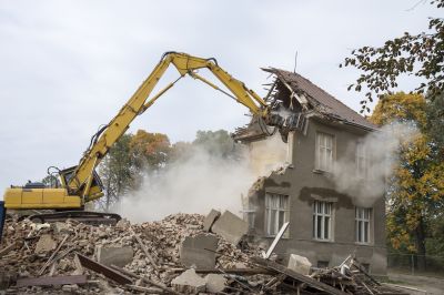 Commercial Building Removal in Sacramento, CA